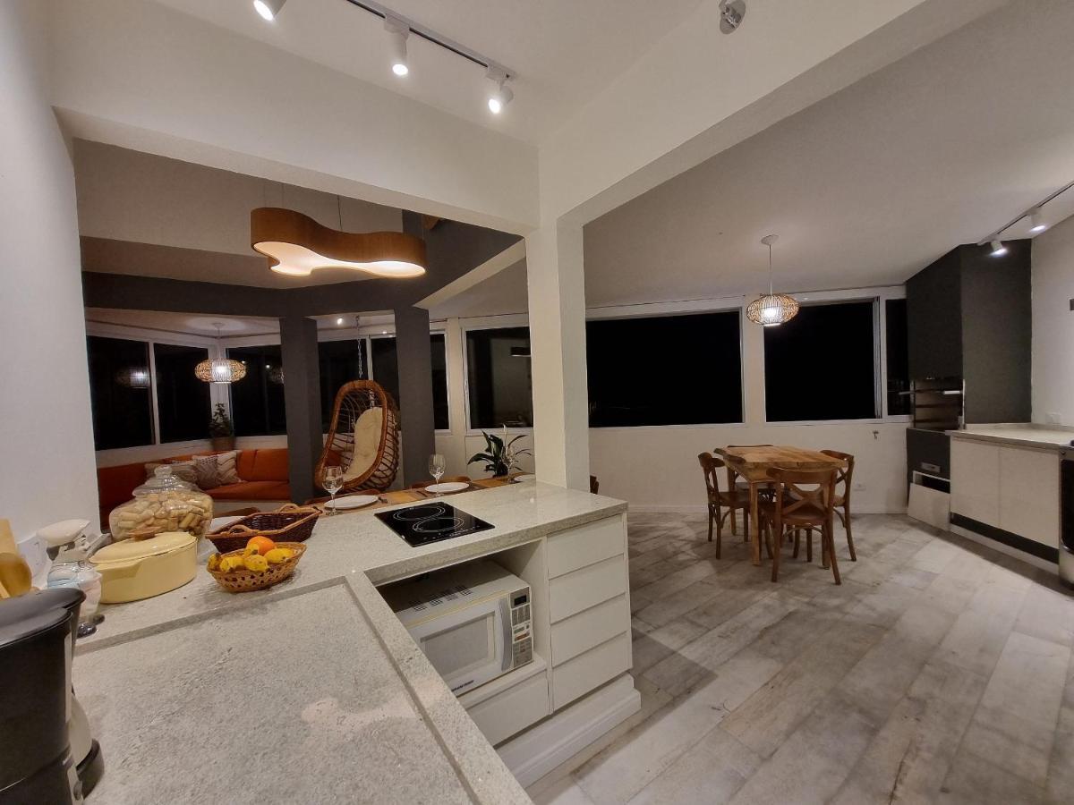 Casas Com Jacuzzi E Churrasqueira A 500 Metros Da Praia Do Pereque Na 일랴벨라 외부 사진